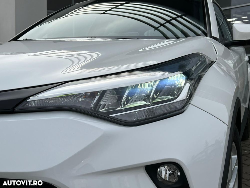 Toyota C-HR 1.8 HSD 122 CP 4x2 CVT Core - 9
