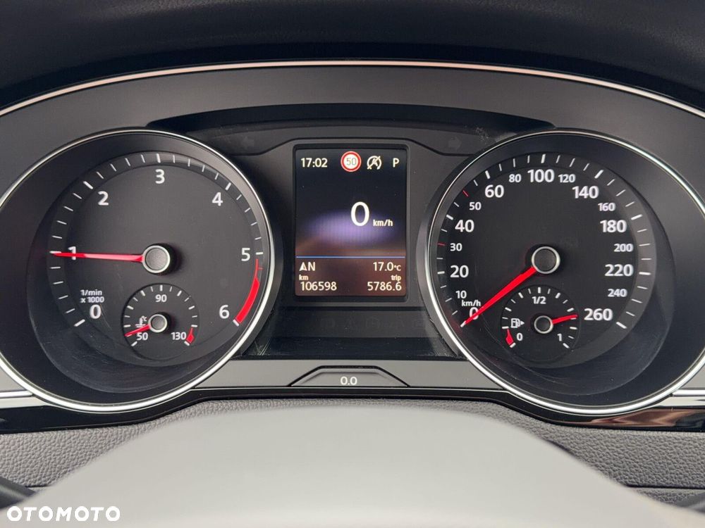 Volkswagen Passat Variant 2.0 TDI Business DSG - 21