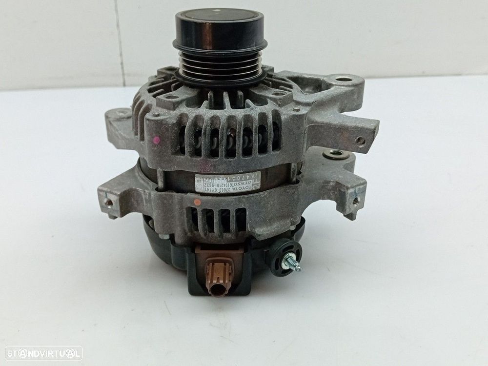 Alternador TOYOTA Auris Hatchback (_E18_) - 2