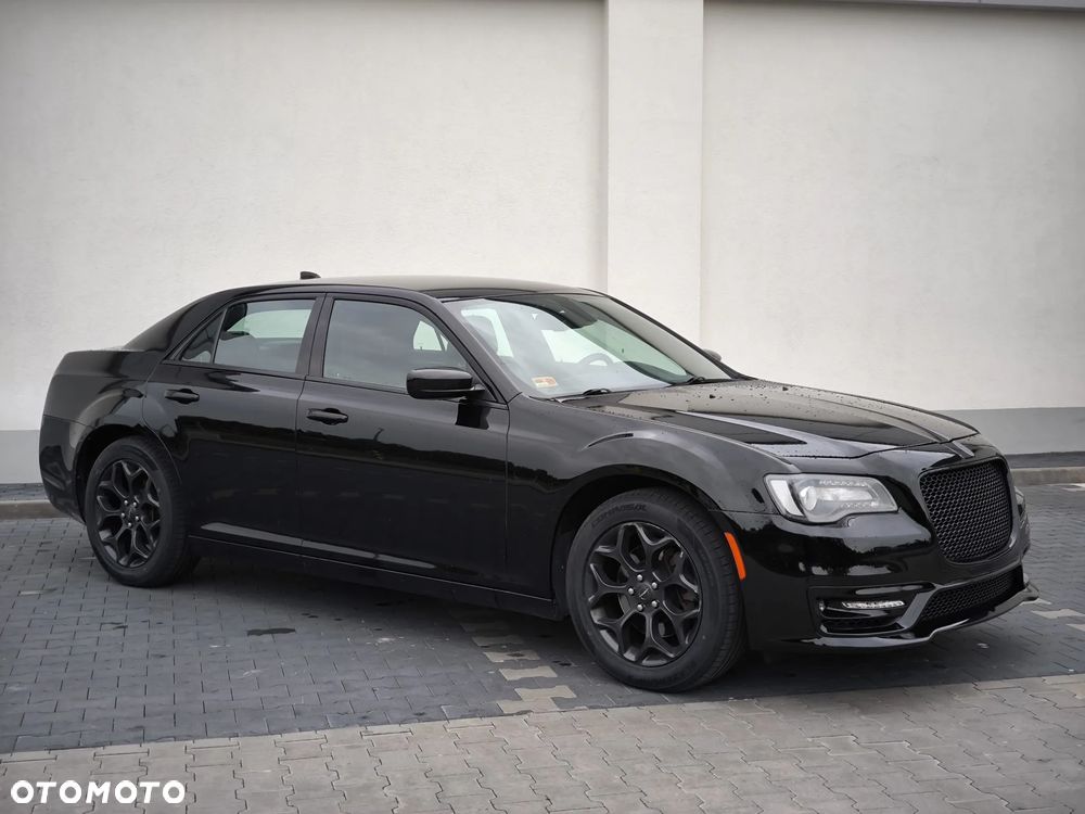 Chrysler 300 - 8