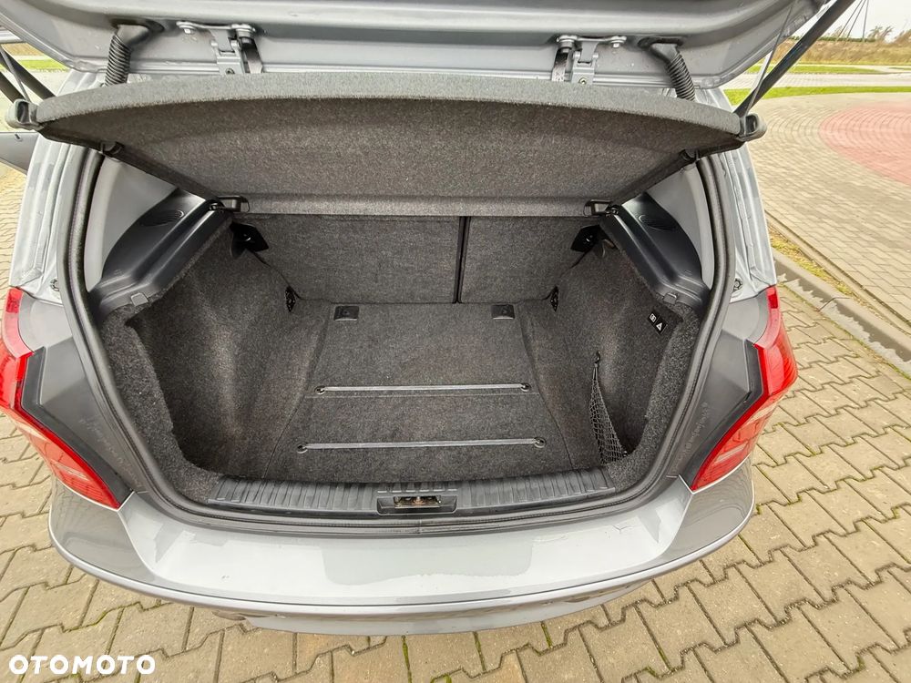 BMW Seria 1 118i - 17