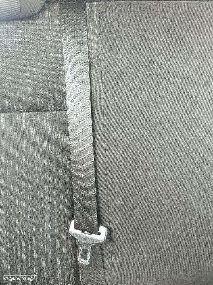 CINTO DE SEGURANÇA TRASEIRO CENTRAL OPEL ASTRA J SPORTS TOURER - 1