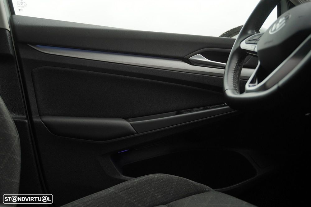 VW Golf 1.0 TSI Sportline - 30