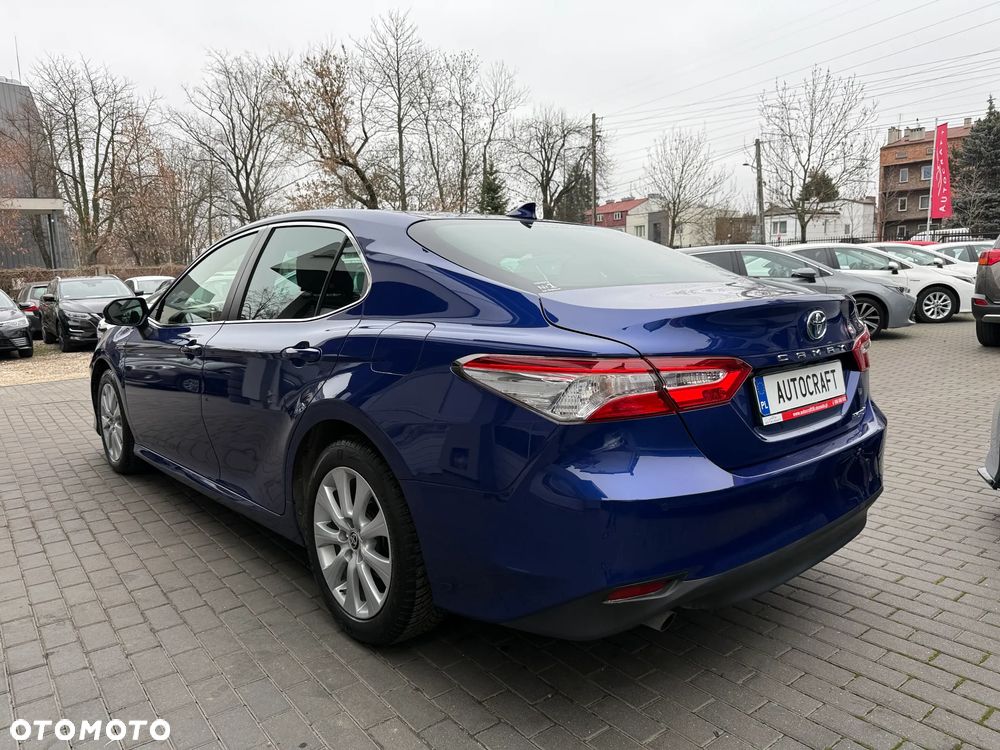 Toyota Camry 2.5 Hybrid Comfort CVT - 20