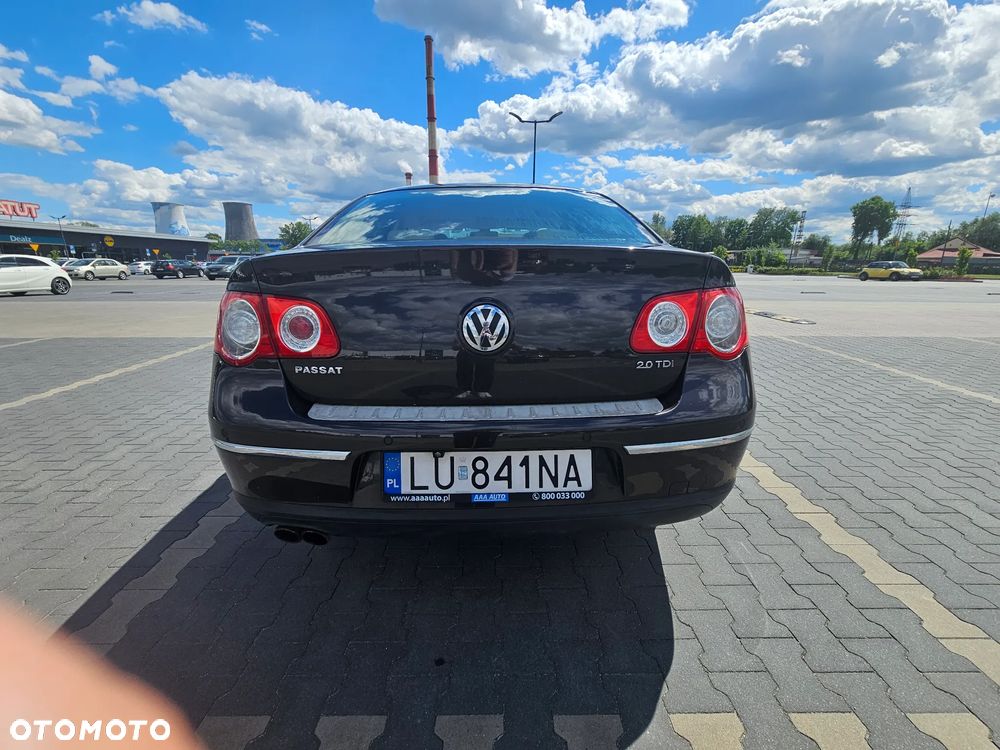 Volkswagen Passat 2.0 TDI DPF Highline - 7