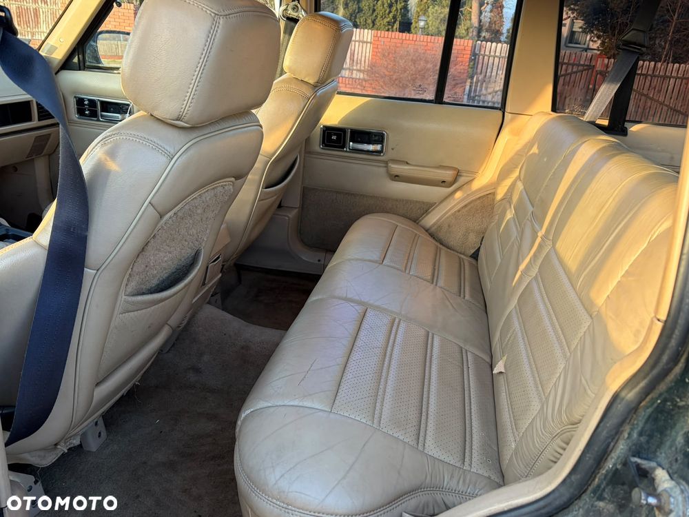 Jeep Cherokee 4.0 - 10