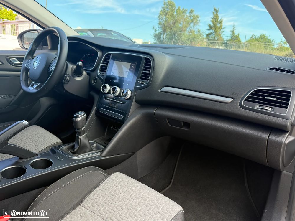 Renault Mégane Sport Tourer 1.5 Blue dCi Limited - 23