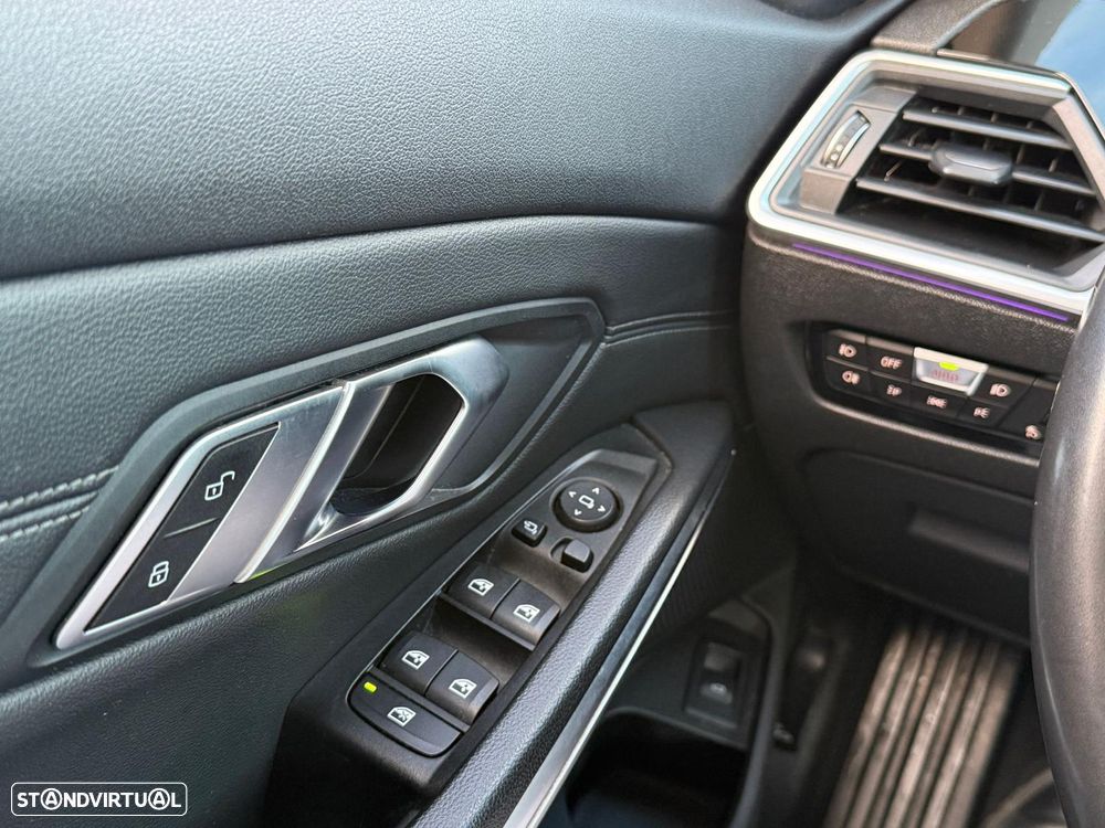 BMW 318 d Line Sport Shadow Auto - 11