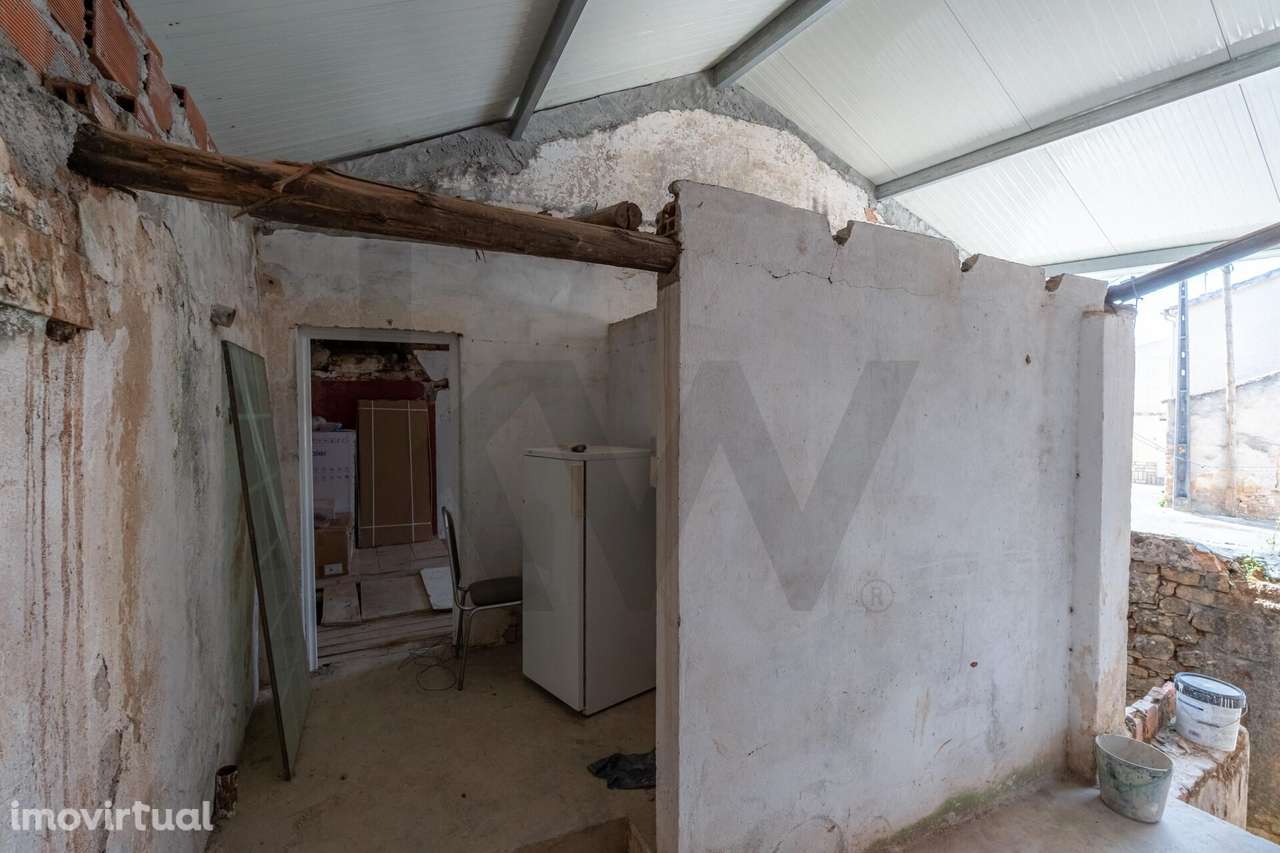 Moradia T2 no Loureiro, Cernache - Grande imagem: 4/22