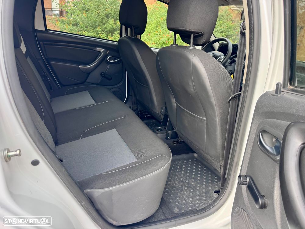 Dacia Duster 1.5 dCi SL Explorer 4WD - 17