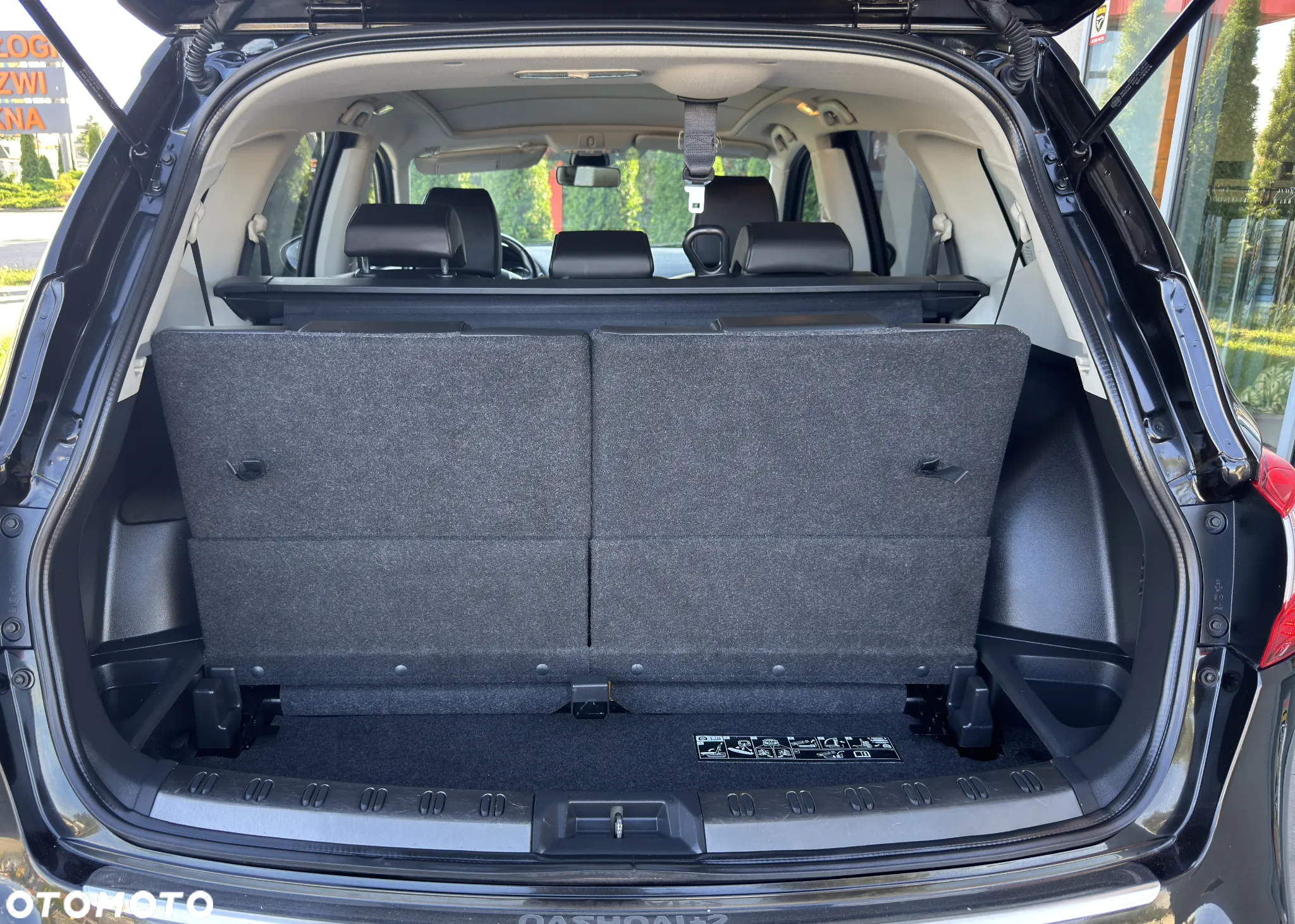 Nissan Qashqai+2 2.0 Tekna Premium - 11