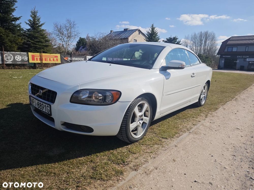 Volvo C70 2.0D Momentum - 8
