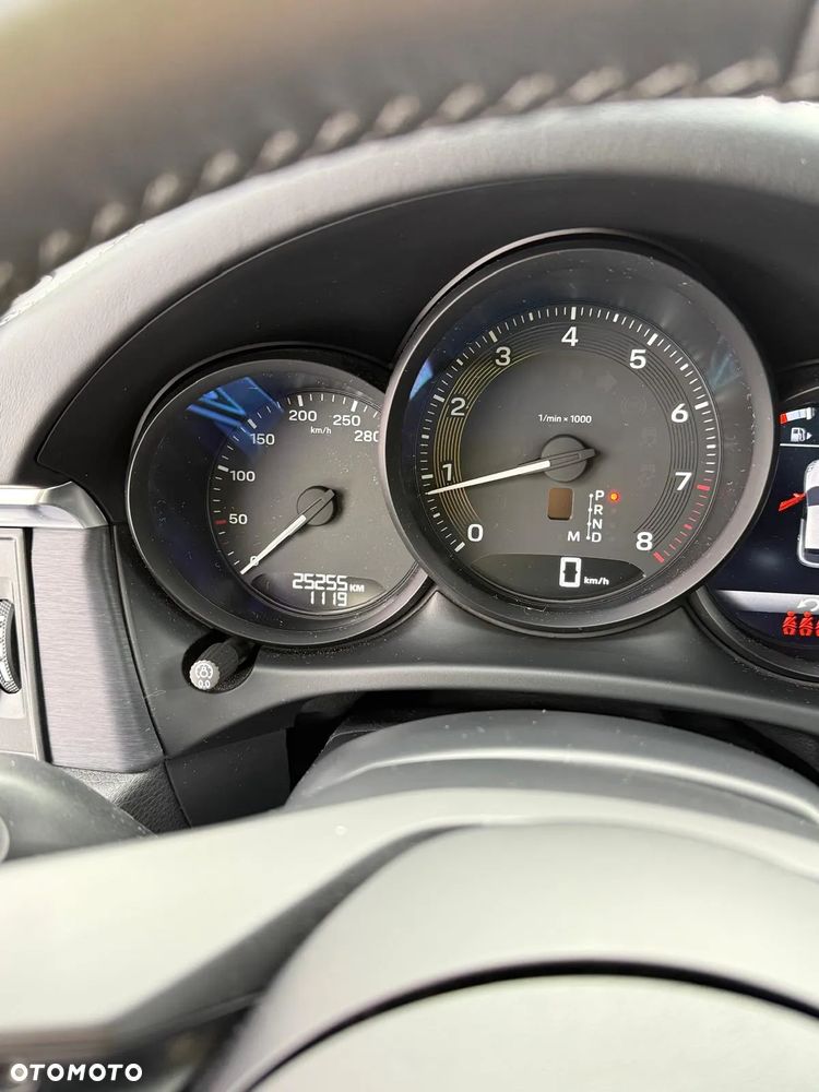 Porsche Macan Standard - 8