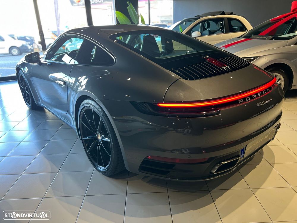 Porsche 911 (992) Carrera PDK - 12