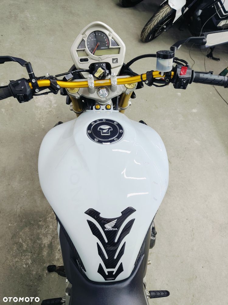 Honda Hornet - 13