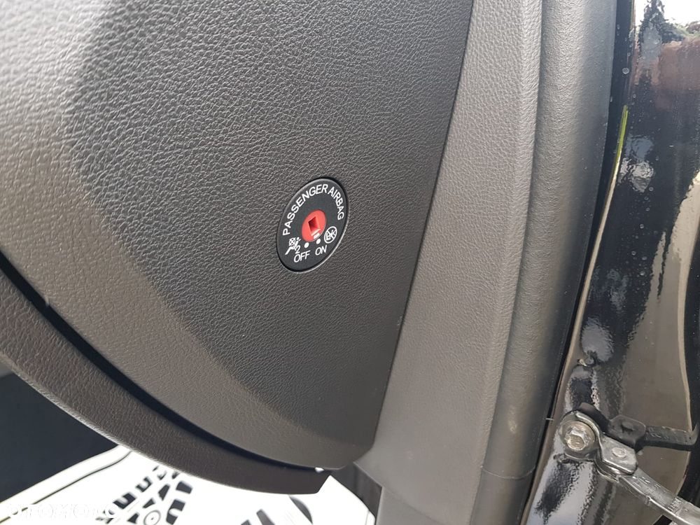 Ford Mondeo 2.0 EcoBlue Business Edition - 27