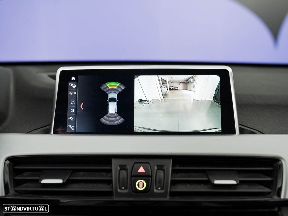 BMW X1 25 e xDrive Corporate Edition - 29