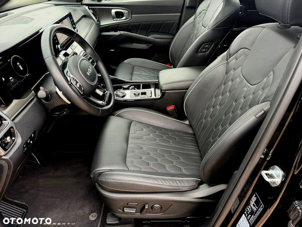 Kia Sorento - 16