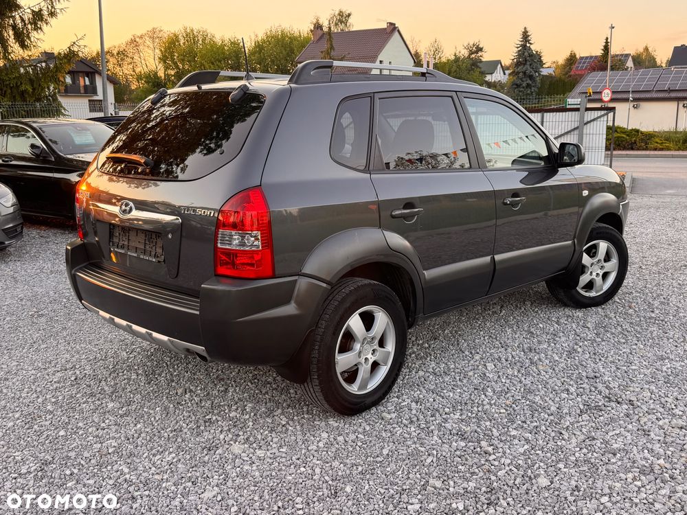 Hyundai Tucson - 8