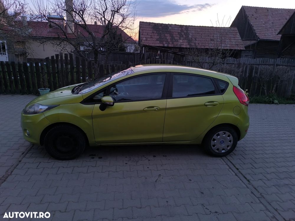 Ford Fiesta 1.6 TDCI DPF Titanium - 3