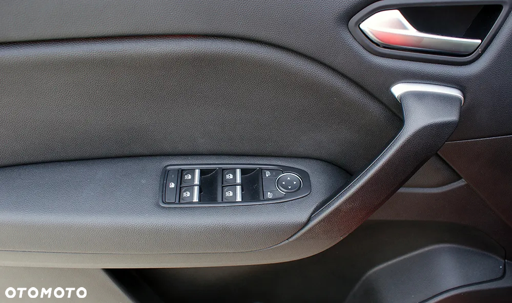 Renault Captur 1.3 TCe mHEV Intens EDC - 29