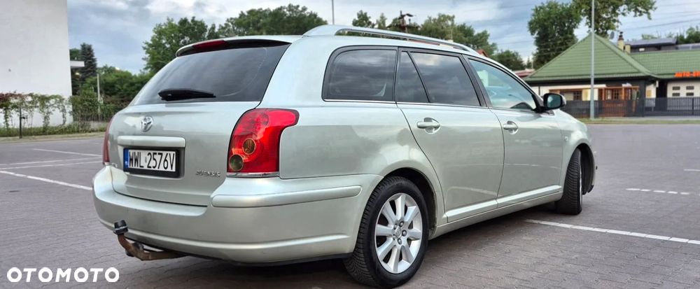 Toyota Avensis 2.0 VVT-i Combi Edition - 4