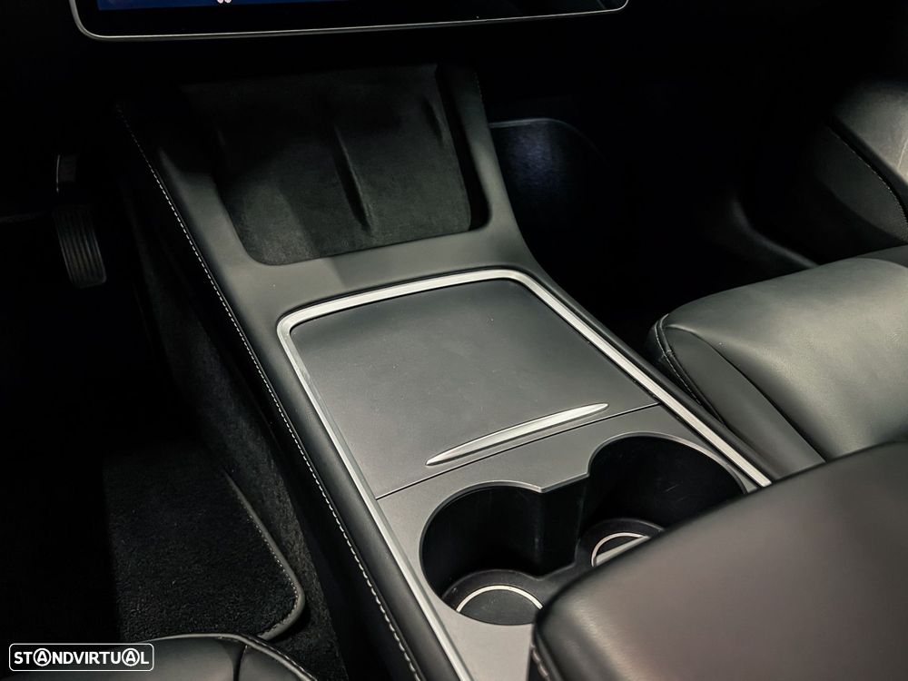 Tesla Model 3 Long Range Tração Integral - 17