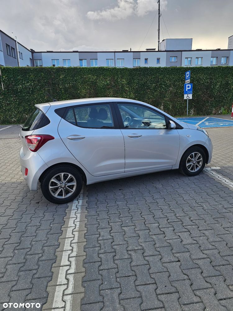 Hyundai i10 1.0 BlueDrive Premium - 9