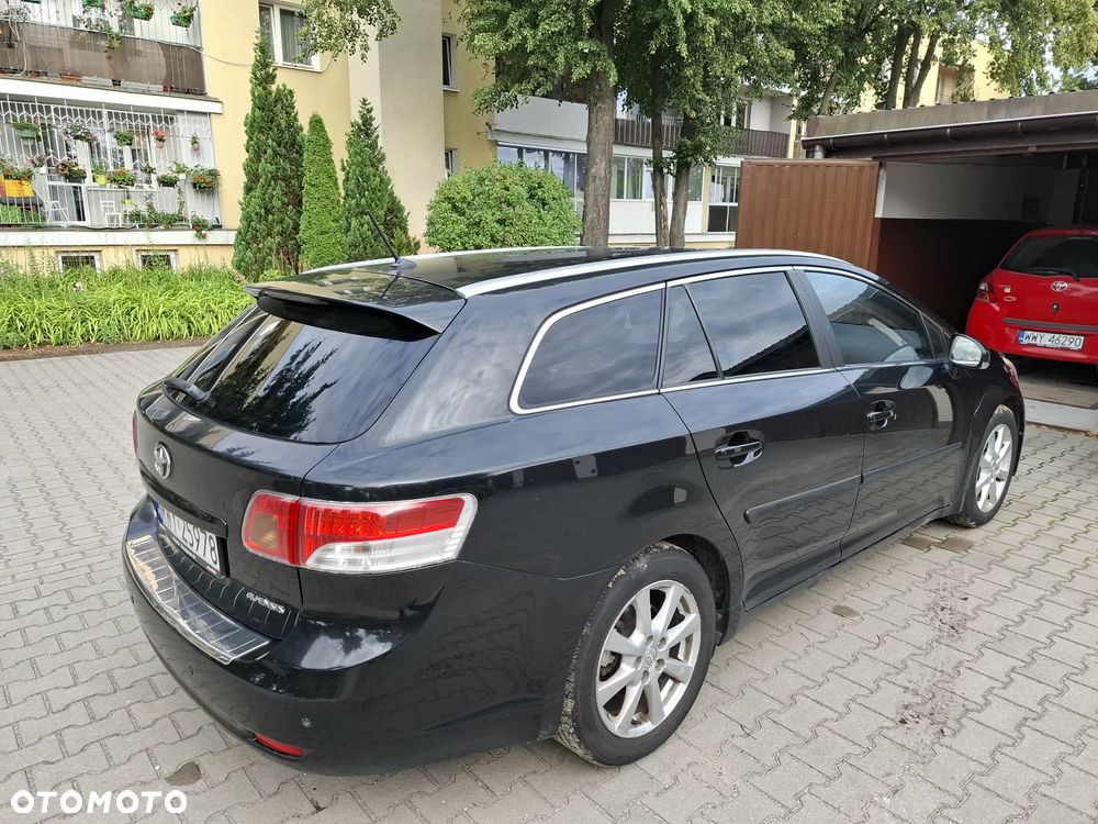 Toyota Avensis 1.8 Business Edition - 6
