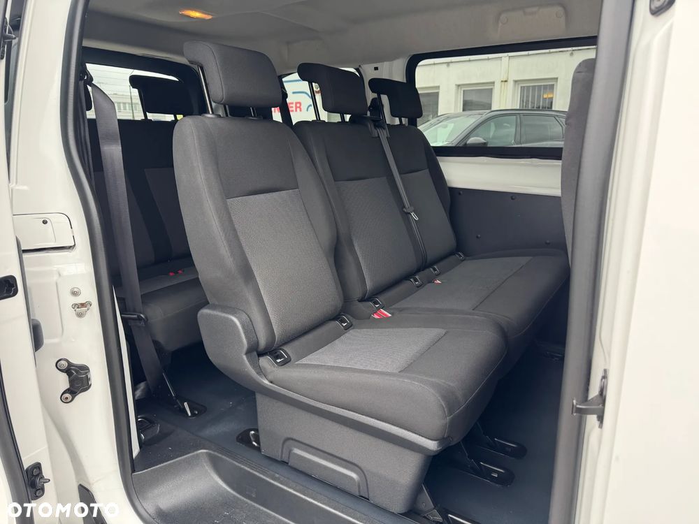 Opel Vivaro Kombi Compact 2,7t Enjoy - 4