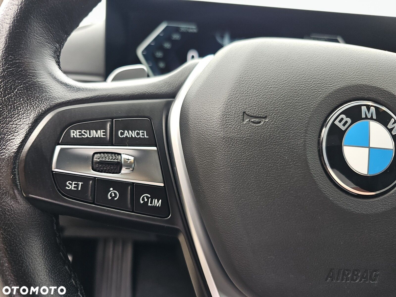 BMW Seria 3 318i Sport Line - 13