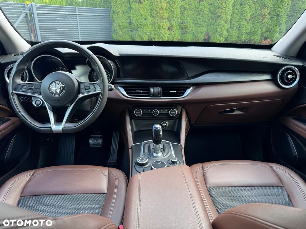 Alfa Romeo Stelvio 2.2 JTDM - 29
