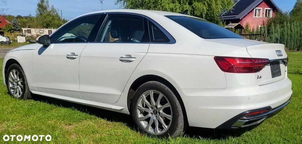 Audi A4 Limousine - 6