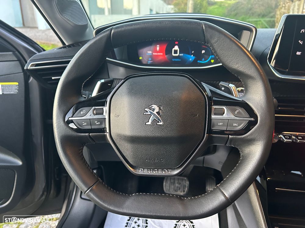 Peugeot 208 PureTech 100 EAT8 Allure Pack - 23