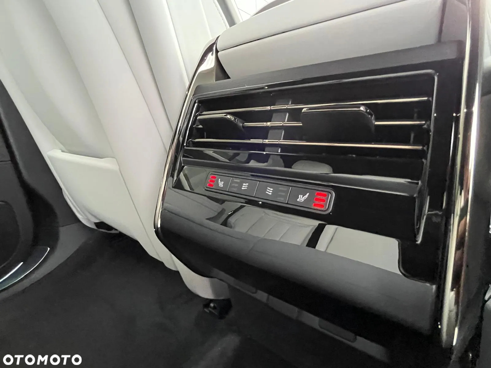 Land Rover Range Rover Sport - 9
