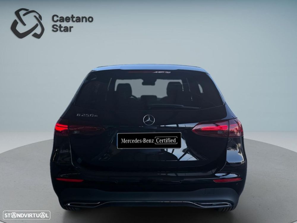 Mercedes-Benz B 250 e - 7