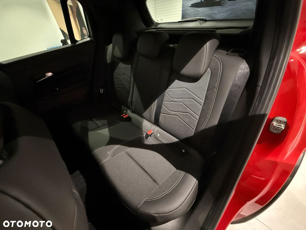 Jeep Avenger ver-1-2-t3-mhev-summit-fwd-edct6 - 19