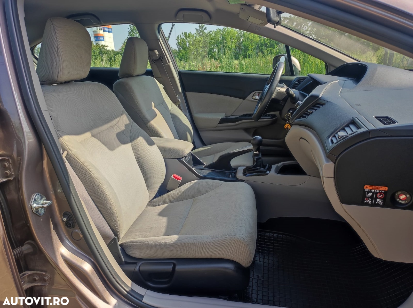 Honda Civic 1.8 MT ES - 11