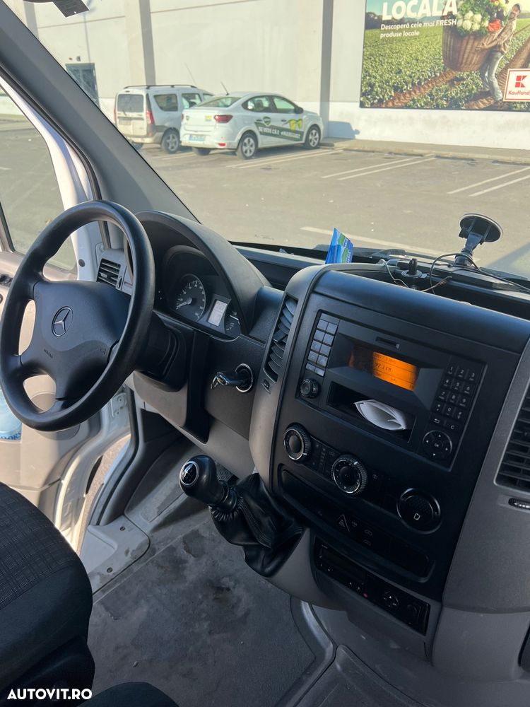 Mercedes-Benz Sprinter - 10
