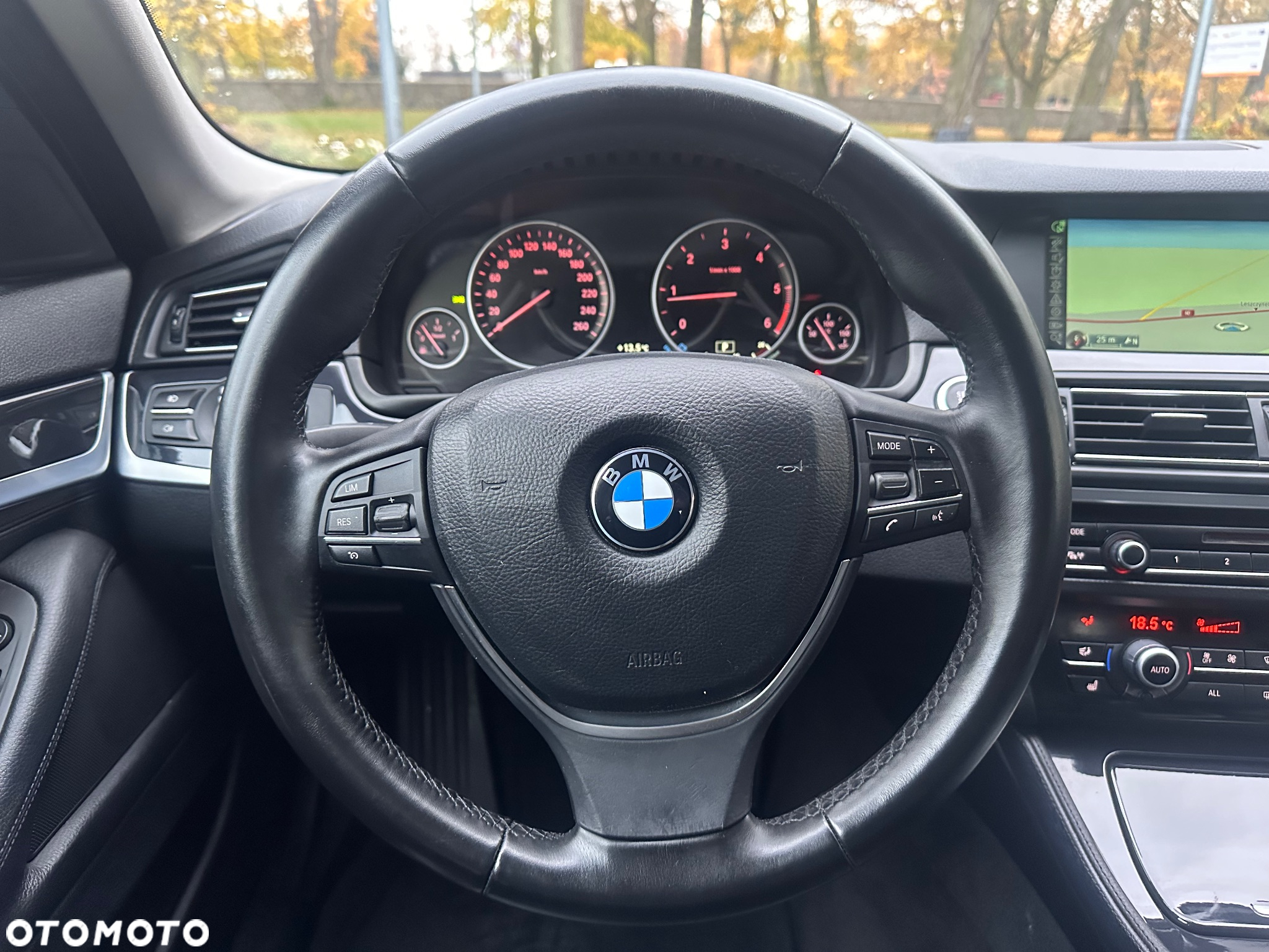 BMW Seria 5 520d Touring Modern Line - 40