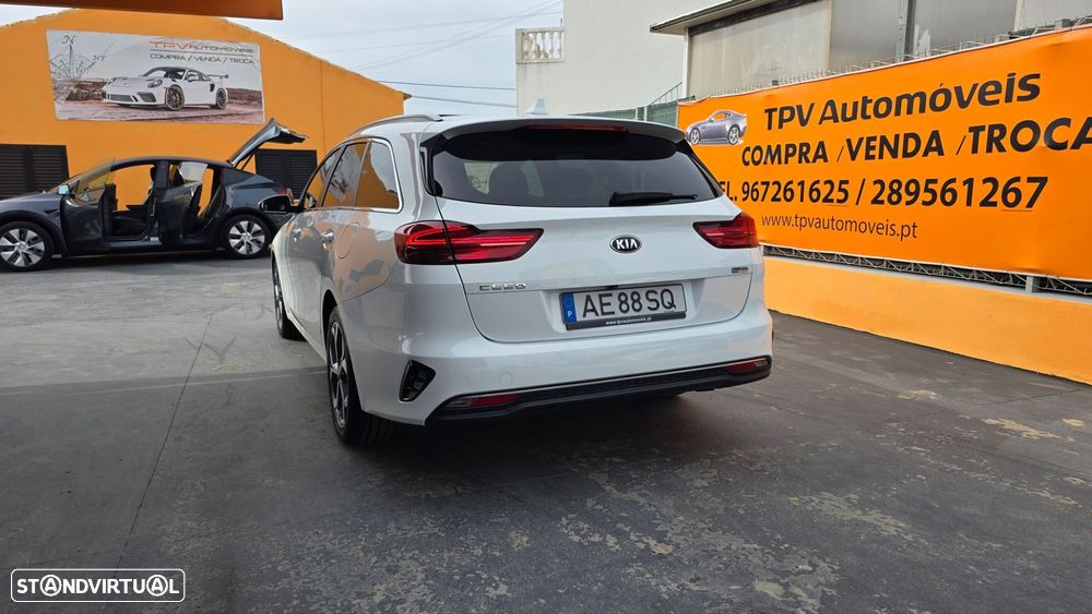 Kia Ceed SW 1.6 CRDi MHEV Drive+SRF - 26