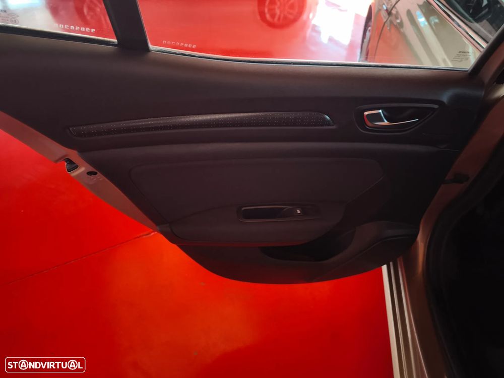 Renault Mégane 1.2 TCE Zen - 23