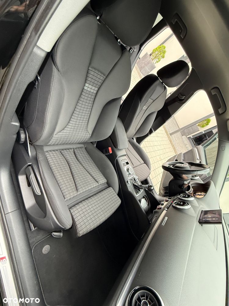 Audi A3 Sportback 2.0 TDI Sport S tronic - 19