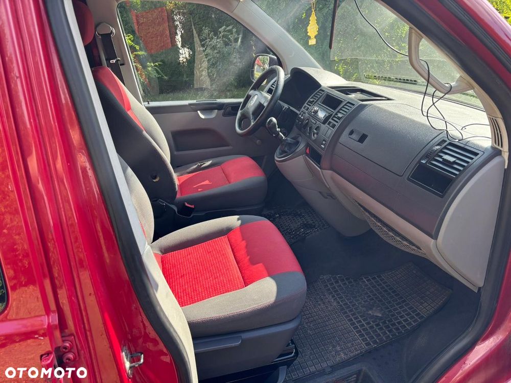 Volkswagen Transporter T5 2.5 TDI 130 KM Doka 5-Osobowy - 12