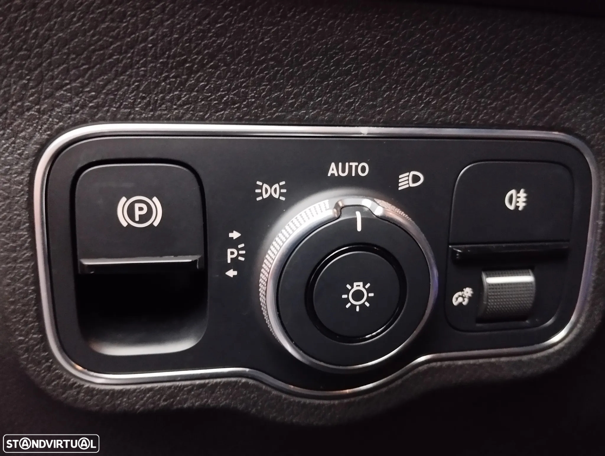 Mercedes-Benz GLB 200 d Style - 25