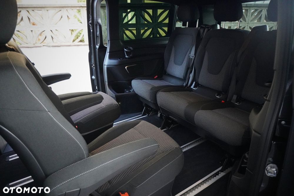 Mercedes-Benz Klasa V 250 d lang 4Matic 9G-TRONIC Avantgarde - 11
