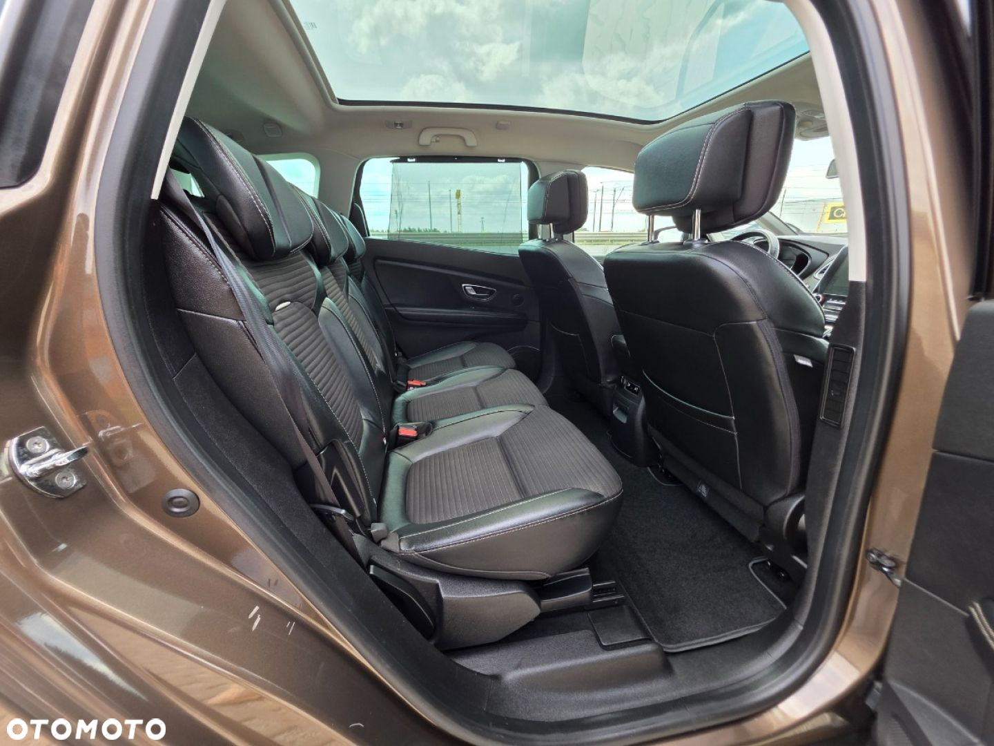 Renault Grand Scenic - 23