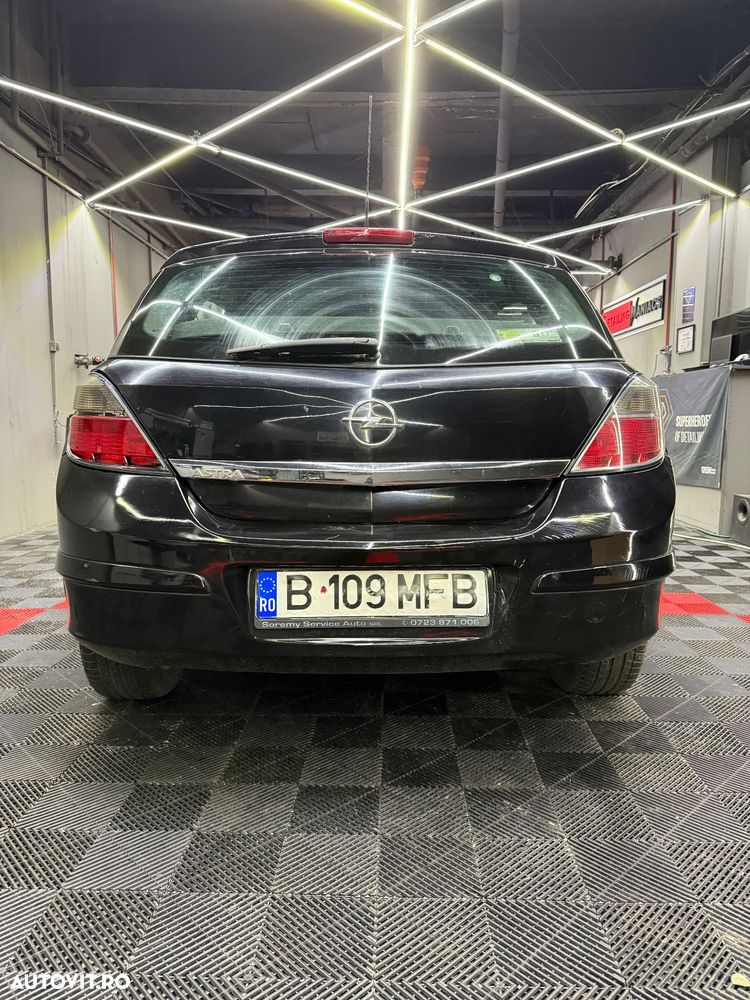Opel Astra - 4