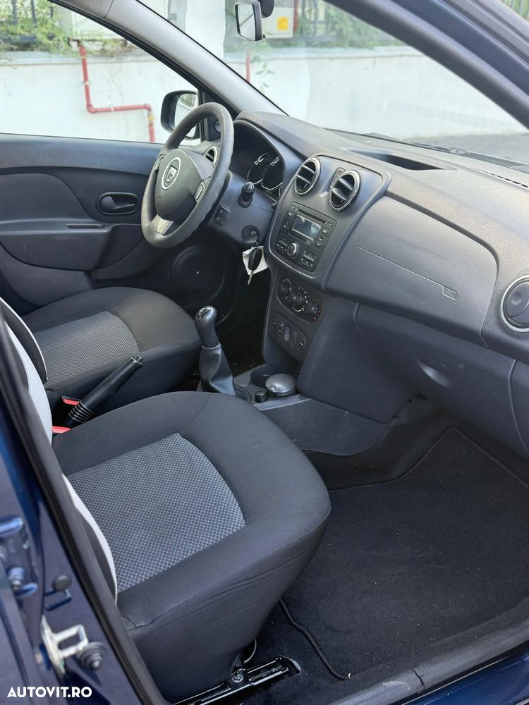 Dacia Sandero - 8
