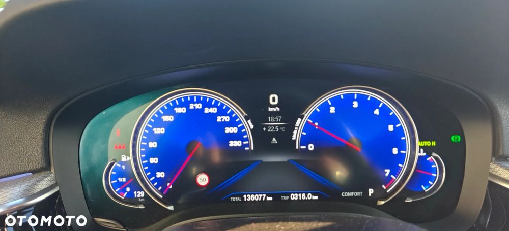 BMW Seria 5 540i - 15